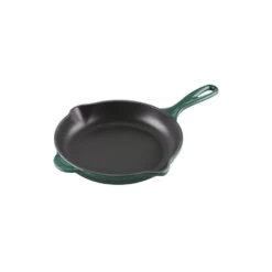 Le Creuset 9" Classic Skillet | Artichaut