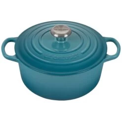Le Creuset 4.5 Qt. Round Signature Dutch Oven With Stainless Steel Knob | Caribbean Blue
