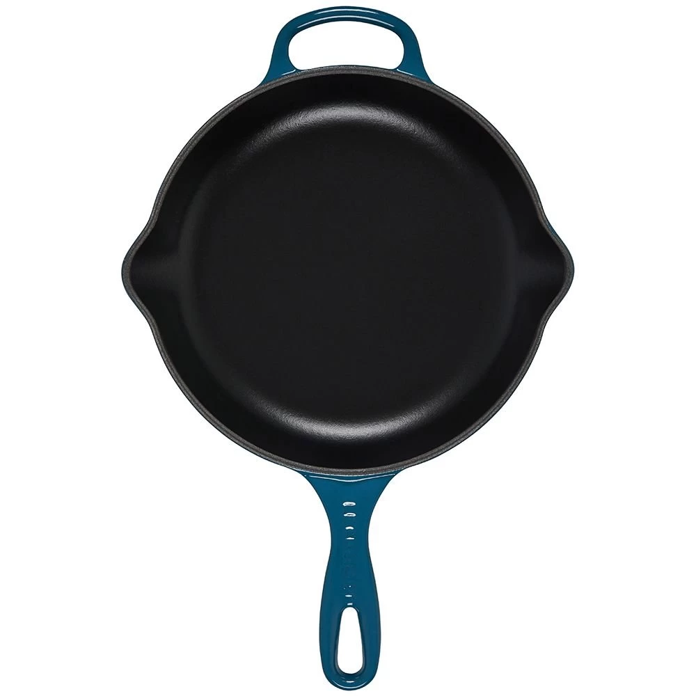 Le Creuset 10.25" Signature Enameled Cast Iron Skillet | Deep Teal 3 Le Creuset 10.25" Signature Enameled Cast Iron Skillet | Deep Teal - Image 3