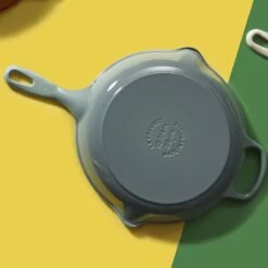 Le Creuset 10.25" Signature Skillet | Sea Salt -Cooking Master rs10797 frypans1