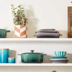 Le Creuset 4.5 Qt. Round Signature Dutch Oven With Stainless Steel Knob | Artichaut -Cooking Master rs11637 2020lecreuset05 lpr