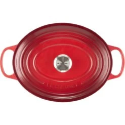 Le Creuset 6.75 Qt. Oval Signature Dutch Oven With Stainless Steel Knob | Cerise/Cherry Red 8 Le Creuset 6.75 Qt. Oval Signature Dutch Oven With Stainless Steel Knob | Cerise/Cherry Red -Cooking Master rs11954 lc 20191105 fr ps 00004s
