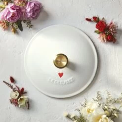 Le Creuset L'Amour 2.75 Qt. Enameled Cast Iron Soup Pot With Gold Knob & Heart Applique | White -Cooking Master rs13360 201020 lecreuset lamoursouppot 0659 ret