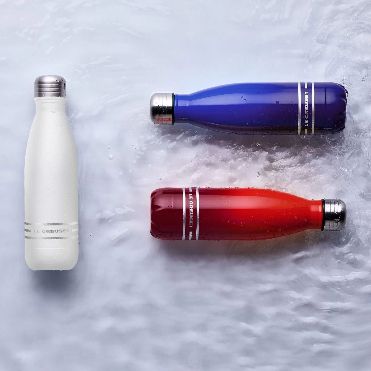 Le Creuset Stainless Steel Hydration Bottle | Cerise 3 Le Creuset Stainless Steel Hydration Bottle | Cerise - Image 3