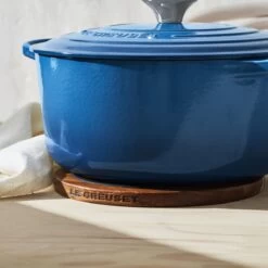 Le Creuset 5.5 Qt. Round Signature Cast Iron Dutch Oven With Stainless Steel Knob | Marseille Blue -Cooking Master rs16172 le creuset magnetictrivetattached ret 1