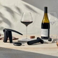 Le Creuset 5-Piece Wine Tools Set | Black & Grey -Cooking Master rs16338 le creuset wineset ret lpr