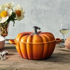 Le Creuset 4 Qt. Pumpkin Cocotte | Persimmon -Cooking Master rs17160 220511 lecreuset pumpkincocotte sqret 1