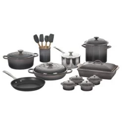 Le Creuset 20-Piece Mixed Material Cookware Set | Oyster