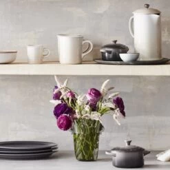 Le Creuset 14oz Mug | Meringue White 8 Le Creuset 14oz Mug | Meringue White -Cooking Master rs17627 220727 lecreuset shelfshot horiz ganachemeringue ret