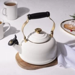 Le Creuset 1.7 Qt. Whistling Kettle | Noel (White & Gold) -Cooking Master rs17645 22 lca q4 noelkettle horiz ret