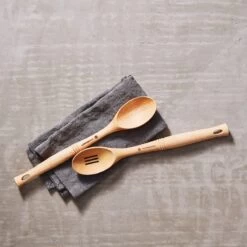 Le Creuset Revolution® Wooden Slotted Spoon -Cooking Master woodenutensils 2
